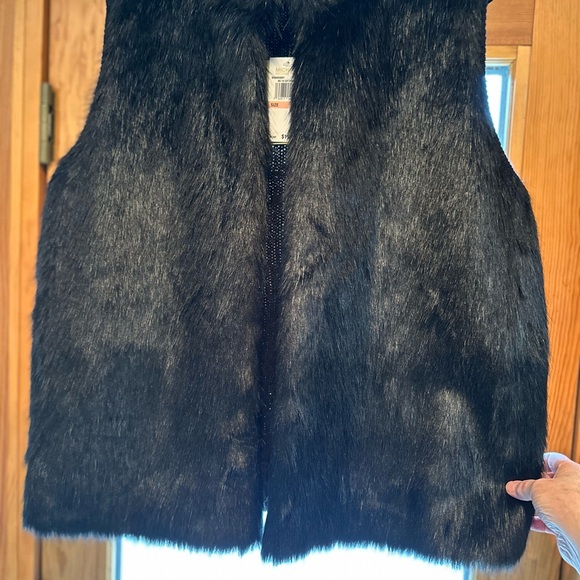 Michael Kors Black Faux Fur Vest - Picture 3 of 6